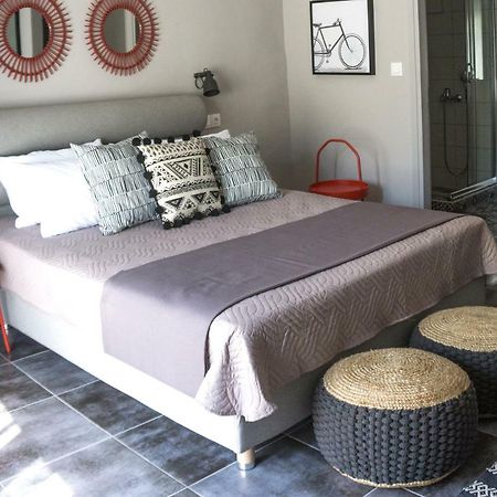 Yasemi Superb Two Floor Apartment Iraklion Buitenkant foto