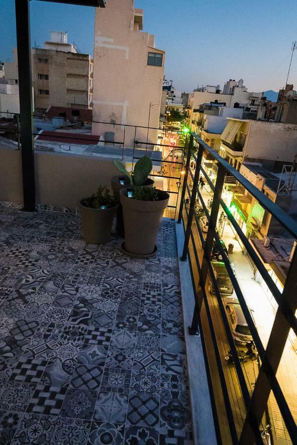Yasemi Superb Two Floor Apartment Iraklion Buitenkant foto