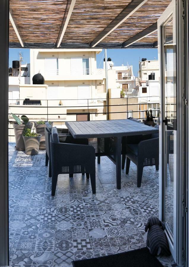 Yasemi Superb Two Floor Apartment Iraklion Buitenkant foto